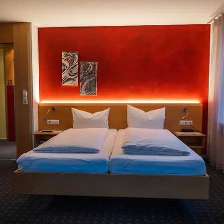 Schaefle Landgasthof Hotel 3*